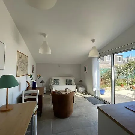 Studio Au Calme Avec Jardin Et Stationnement Vannes Exterior foto